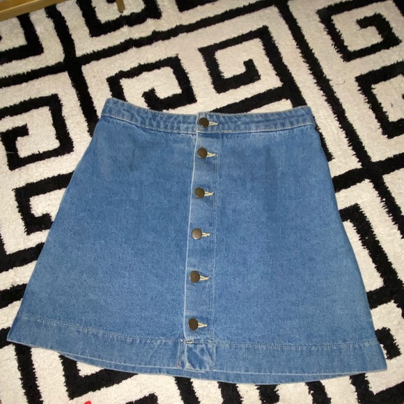American Apparel Denim Button Down Mini Skirt - Picture 2 of 6